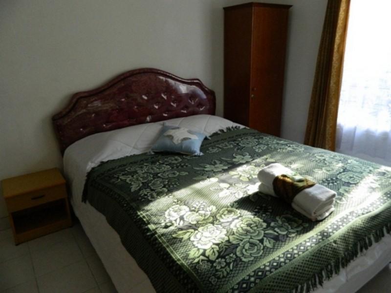 Atina Homestay * Surakarta (Solo)